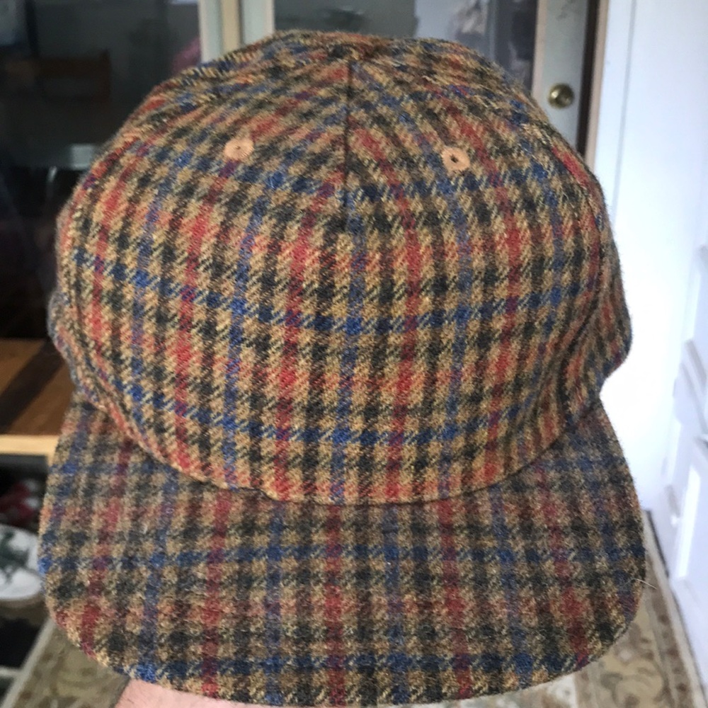 Supreme wool cap